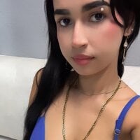 Miia_cute18 webcam model