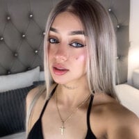 Perfil Modelo Webcam SabrinaSnow | Stripchat