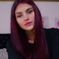 Mariana__z's Profile Pic