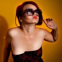 Cara_CandySweet's Offline Chat Room