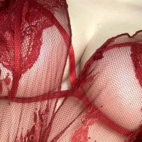 LolaLove89 Adlı Modelin Çevrimdışı Sohbet Odası