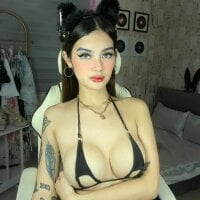 AlexandraMooree webcam