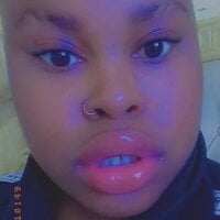 Bianca_Nia's Offline Chat Room