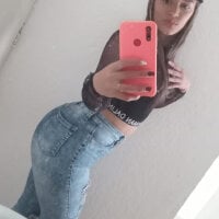 Antonella_Dalton1's Offline Chat Room