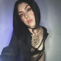 Mazikeen-- webcam model