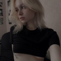 Xennol_luv Cam Model Profile | Stripchat