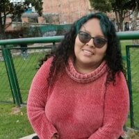 yvonne_jlove webcam model