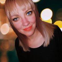 Alisia_Skay's Offline Chat Room