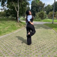 Bella_Williiams webcam model