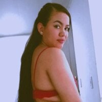 charlotte_and_david Adlı Modelin Çevrimdışı Sohbet Odası