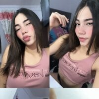 Emma_Moore8 webcam model