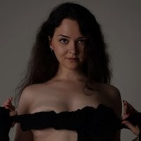 Camilla_Adrian