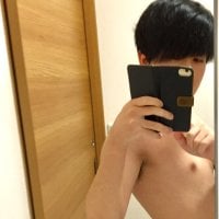 Kiki___1 webcam model