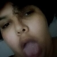 bigtiddiesfat's Offline Chat Room