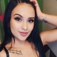 Latina-sweet777's Offline Chat Room