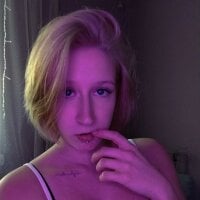 LollyMi model avatar