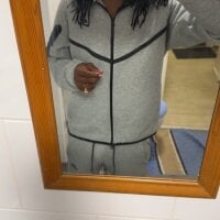 MYOWN_DEVLE69 model avatar