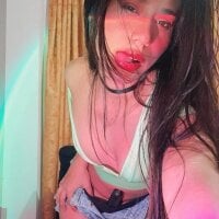 Lissa_petiteLive Webcam