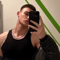 velvetdesir90 webcam model