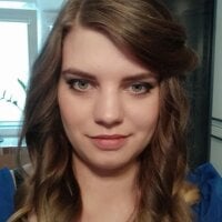 AdrianaAlone webcam model
