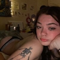 thebootydutches' Offline Chat Room