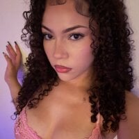 ladyylavishh777 webcam model