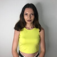 EmiIyJohnson's Offline Chat Room