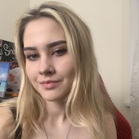 Miavarlett Cam Model: Free Live Sex Show & Chat | Stripchat