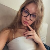 EsyaMeglin webcam model