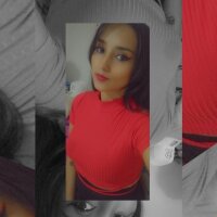 jazzlynanderson's Offline Chat Room