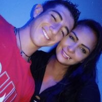 غرفة دردشة Milf_And_Youngboy دون اتصال