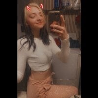 Cokemilf's Offline Chat Room