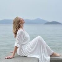 ashleymilf_1's Avatar Pic