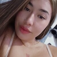 Denis_Hot Chat Room offline