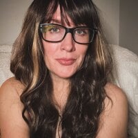 librarylily's Avatar Pic