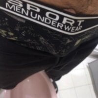 cazzoduro32 model avatar