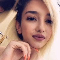 LollaBelle's Offline Chat Room