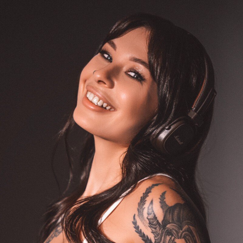 AlexandraBloom