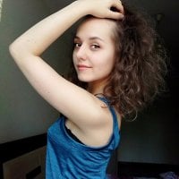 CamArisha's Offline Chat Room