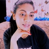 Luscious_lipsxx webcam model