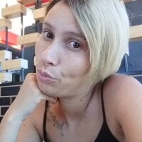 MissNaughty25