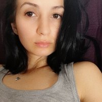 divineangelx Adlı Modelin Çevrimdışı Sohbet Odası