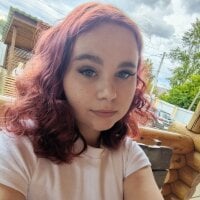Fleurdelysa webcam model