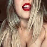 MsDaisyMarie's Offline Chat Room