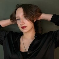 AngelicRinnert model avatar