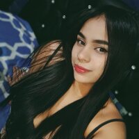 LizzieVelmont's Offline Chat Room