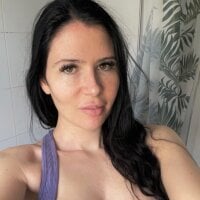 evie_rain's Avatar Pic