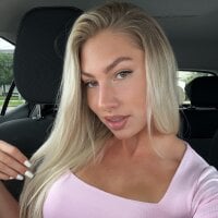 LuisaBecker webcam