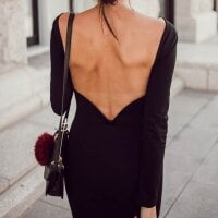 Isobel_Avila: δωμάτιο συνομιλίας εκτός σύνδεσης