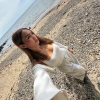 sweetfuckerbaby18 webcam